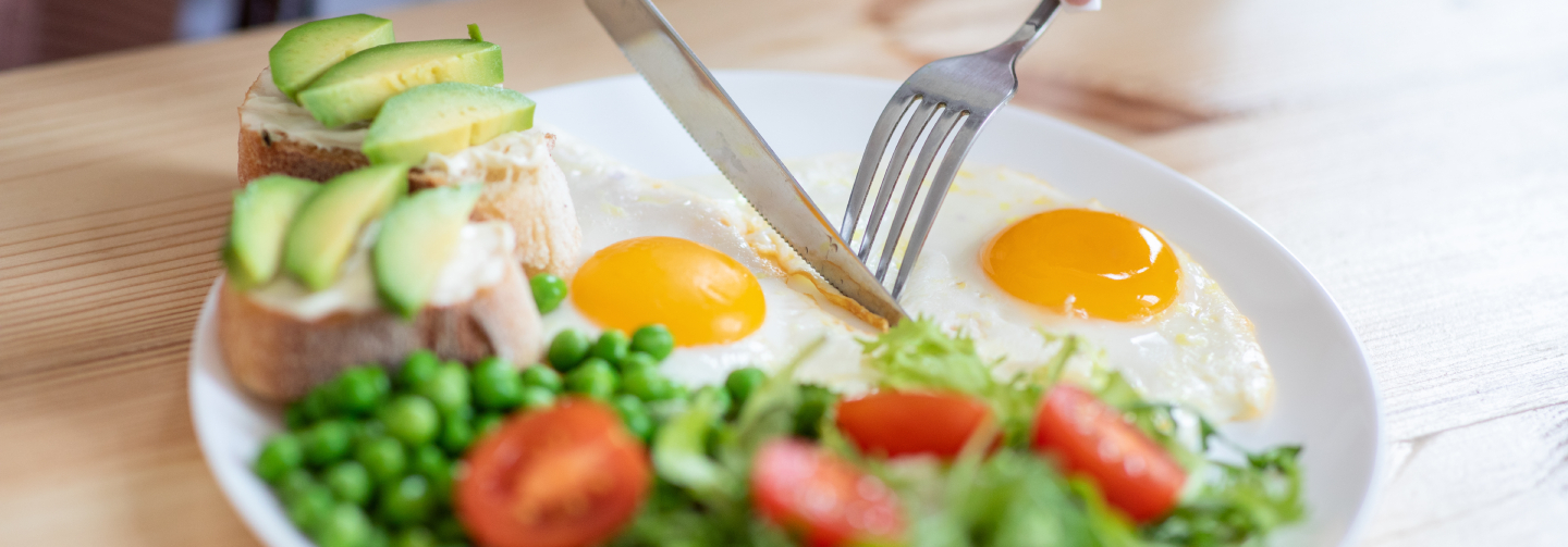 FAUT-IL MANGER DES PROTEINES A CHAQUE REPAS